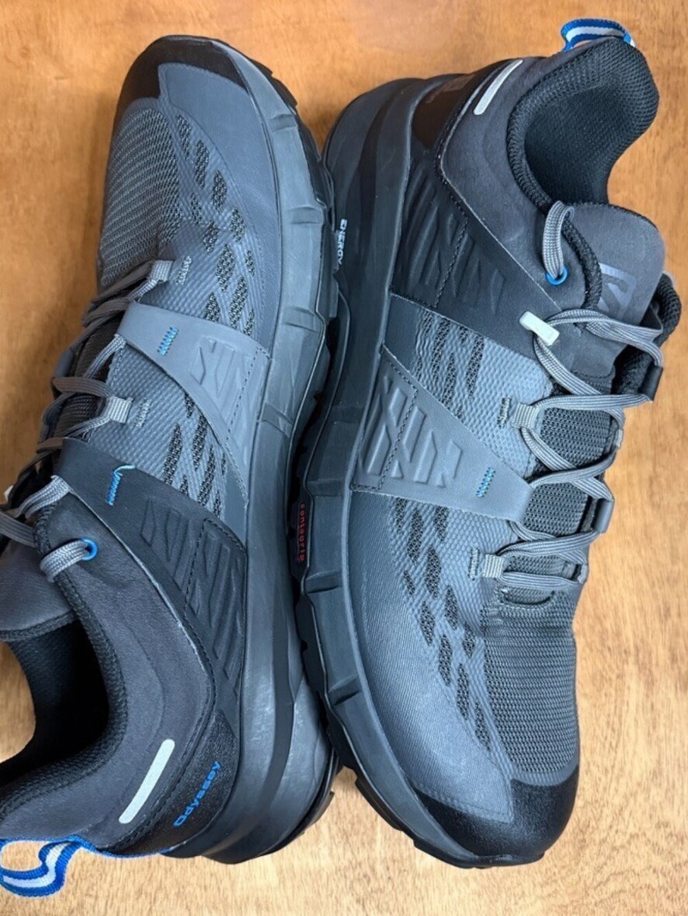 Salomon Odyssey Trekking Hiking Shoes Mens Size 12 Gray Black Contragrip 411453